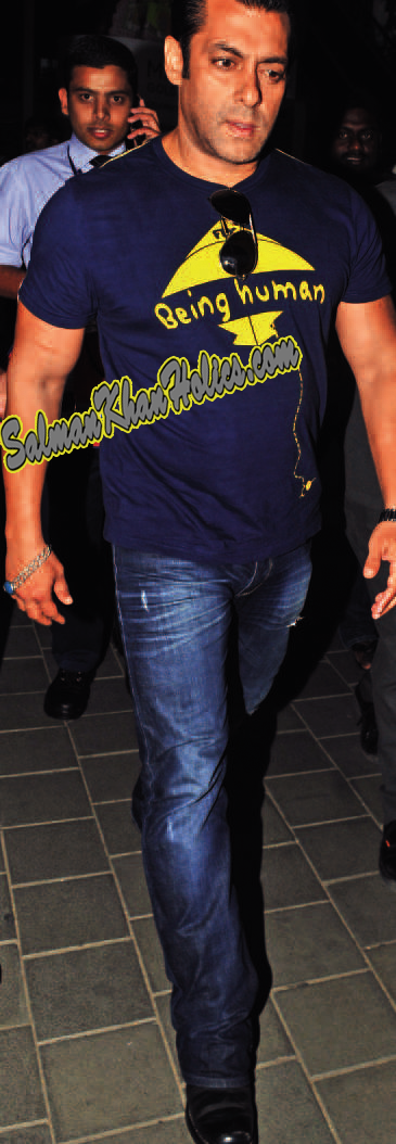 ★ SMARTY… More large pix of Salman Khan arriving at Shamshabad Airport for Mental shooting (Hyderabad, June 27th 2013) !